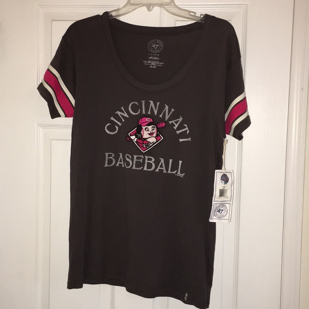 Forty seven brand Cincinnati reds tshirt